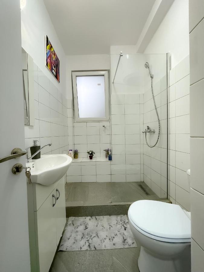 Great View, 2 Bdr Ap In Center Very Close To Old Town บูคาเรสต์ ภายนอก รูปภาพ